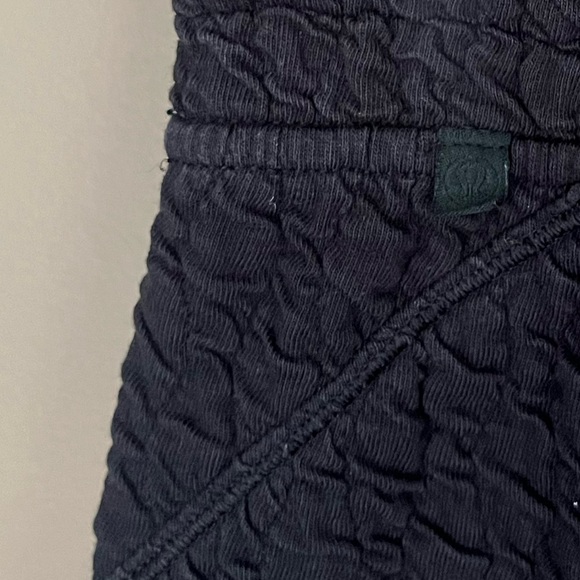 {Lululemon} Rippled Wide Leg Super-High-Rise Crop Pants in Black - Womens 6 - Picture 8 of 11